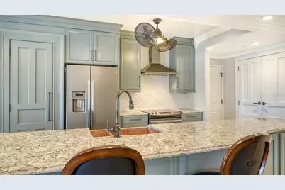 1100 Benjamin Franklin Drive #204, Sarasota, FL 34236 - Photo 14