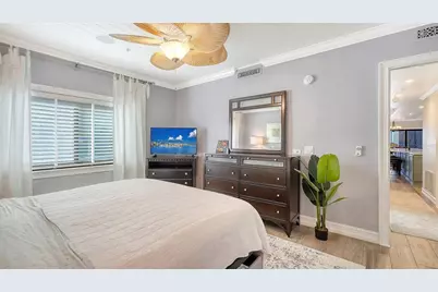 1100 Benjamin Franklin Drive #204, Sarasota, FL 34236 - Photo 24