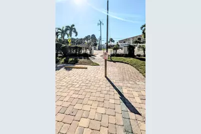 6327 Midnight Pass Rd Road #999, Sarasota, FL 34242 - Photo 20