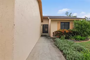 3191 Glen Elyn Blvd, Sarasota, FL 34237 - Photo 2