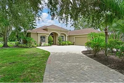 15201 21st Avenue E, Bradenton, FL 34212 - Photo 2
