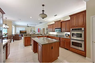 15201 21st Avenue E, Bradenton, FL 34212 - Photo 8