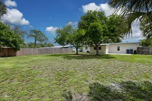 208 62nd St W, Bradenton, FL 34209 - Photo 18
