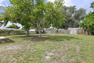 208 62nd St W, Bradenton, FL 34209 - Photo 16