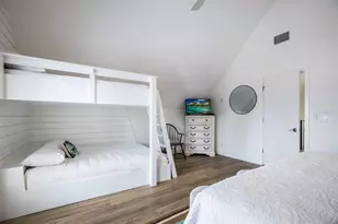 322 Tarpon St, Anna Maria, FL 34216 - Photo 28