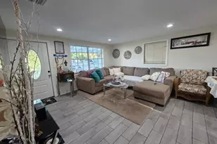 3412 16th St E, Bradenton, FL 34208 - Photo 16