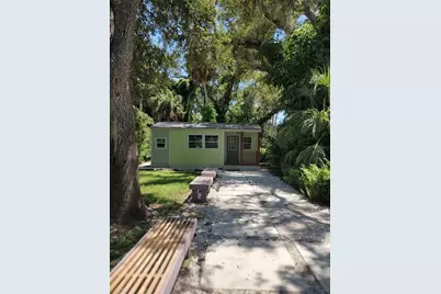 3400 Clark Drive, Sarasota, FL 34234 - Photo 32