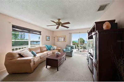 6904 22nd Street W, Bradenton, FL 34207 - Photo 6