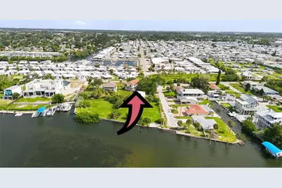 6904 22nd Street W, Bradenton, FL 34207 - Photo 2