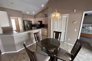5010 44th St W, Bradenton, FL 34210 - Photo 10