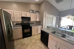 5010 44th St W, Bradenton, FL 34210 - Photo 12