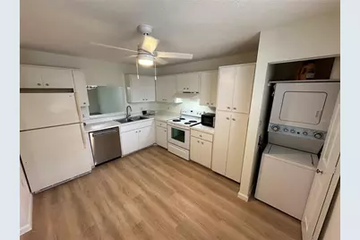 113 Pinehurst Drive #113, Bradenton, FL 34210 - Photo 4