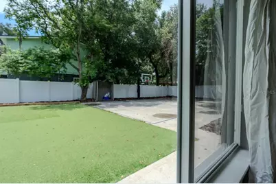 5114 Chilkoot Street, Tampa, FL 33617 - Photo 36