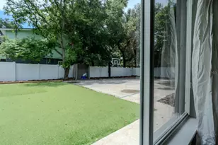 5114 Chilkoot St, Tampa, FL 33617 - Photo 36