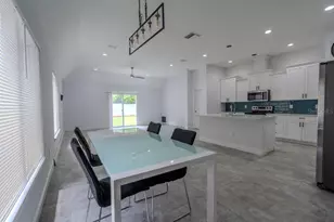 5114 Chilkoot St, Tampa, FL 33617 - Photo 10