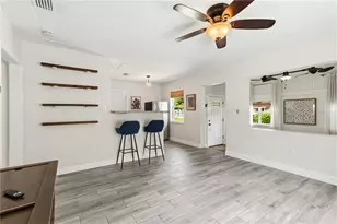 2924 Hillview St, Sarasota, FL 34239 - Photo 14