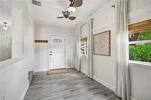 2924 Hillview St, Sarasota, FL 34239 - Photo 4