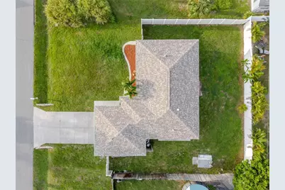 3147 Lobelia Road, Venice, FL 34293 - Photo 4