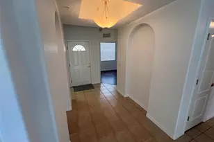 4270 Vicenza Dr, Venice, FL 34293 - Photo 4