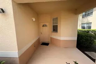 4270 Vicenza Dr, Venice, FL 34293 - Photo 2