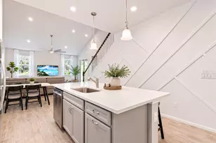 5658 Silverbridge Trl, Bradenton, FL 34211 - Photo 10
