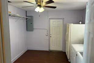 6024 48th Ave Dr E, Bradenton, FL 34203 - Photo 10