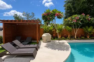4460 Emerald Ridge Dr, Sarasota, FL 34233 - Photo 6