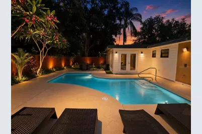 4460 Emerald Ridge Drive, Sarasota, FL 34233 - Photo 4