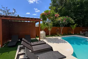 4460 Emerald Ridge Dr, Sarasota, FL 34233 - Photo 8
