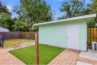 2151 Euclid Terrace, Sarasota, FL 34239 - Photo 30