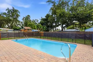2151 Euclid Terrace, Sarasota, FL 34239 - Photo 2