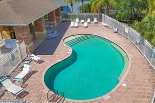6539 37th St E, Sarasota, FL 34243 - Photo 38