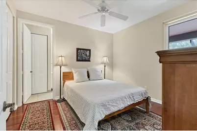 6539 37th Street E, Sarasota, FL 34243 - Photo 18