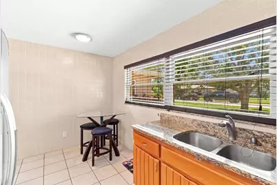 1225 63rd Avenue S, Saint Petersburg, FL 33705 - Photo 18