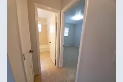 3918 25th Street W, Bradenton, FL 34205 - Photo 8
