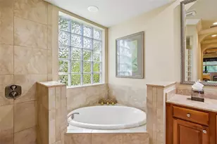 15403 Helmsdale Pl, Lakewood Ranch, FL 34202 - Photo 46
