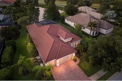 15403 Helmsdale Place, Lakewood Ranch, FL 34202 - Photo 4