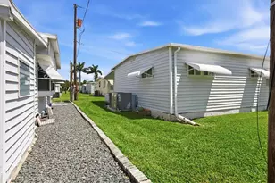4917 1st A St E, Bradenton, FL 34203 - Photo 40