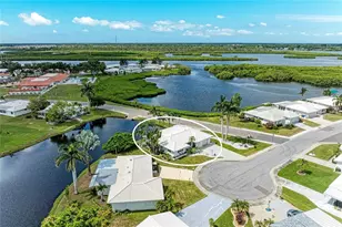 4006 Joyce Dr, Bradenton, FL 34208 - Photo 2