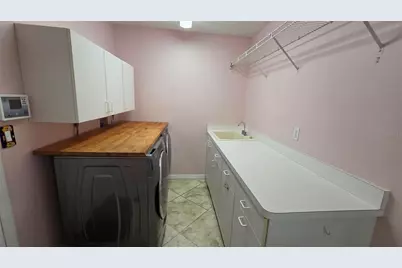 4080 Southern Manor Court, Sarasota, FL 34233 - Photo 22
