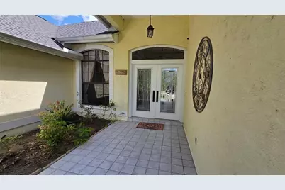 4080 Southern Manor Court, Sarasota, FL 34233 - Photo 2