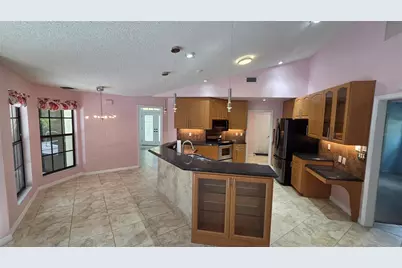 4080 Southern Manor Court, Sarasota, FL 34233 - Photo 10