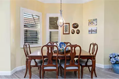 146 E Tampa Avenue, Venice, FL 34285 - Photo 10
