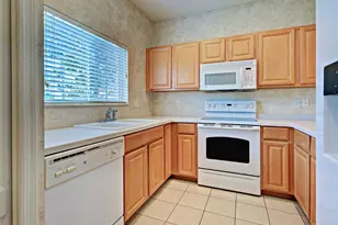 13050 Tigers Eye Dr, Venice, FL 34292 - Photo 6