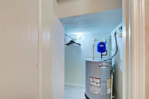 13050 Tigers Eye Dr, Venice, FL 34292 - Photo 14