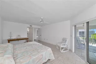 1249 Edgewater Cir, Bradenton, FL 34209 - Photo 36