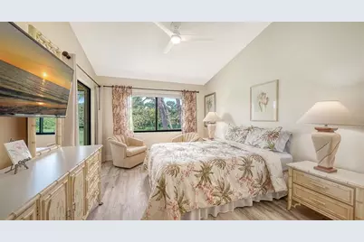 7584 Eagle Creek Drive #7584, Sarasota, FL 34243 - Photo 18