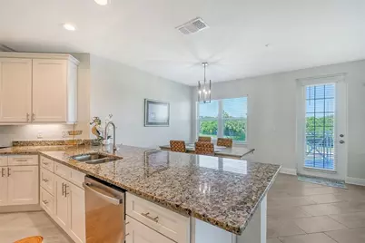 7930 34th Avenue W #102, Bradenton, FL 34209 - Photo 10