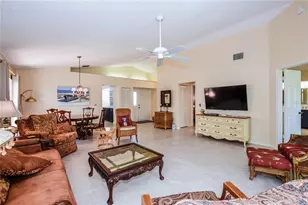 827 Harrington Lake Ln, Venice, FL 34293 - Photo 6