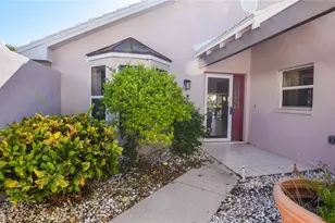 827 Harrington Lake Ln, Venice, FL 34293 - Photo 30